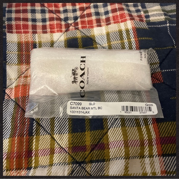 Coach Santa Bear Bag Charm NWT - Picture 5 of 5